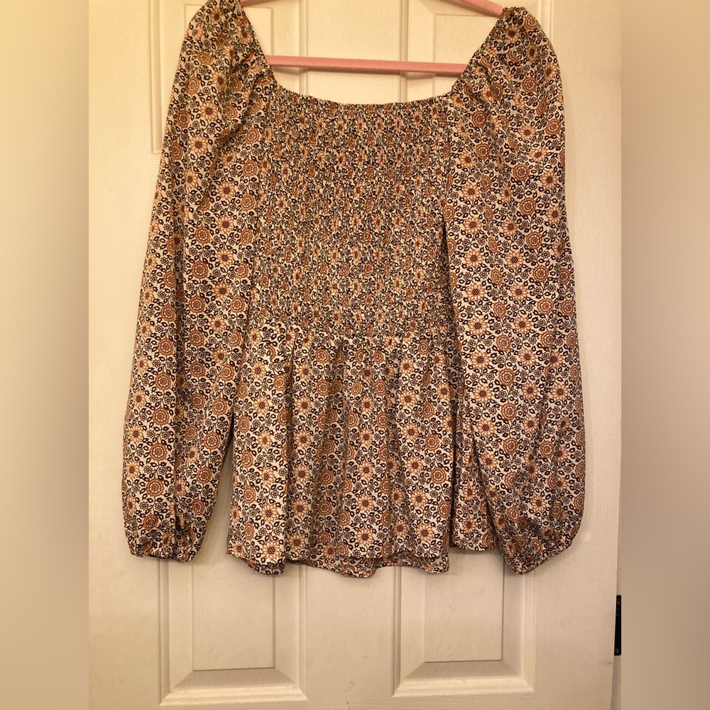Hayden brand, size medium, Floral Smocked Women's Top, cute and comfy